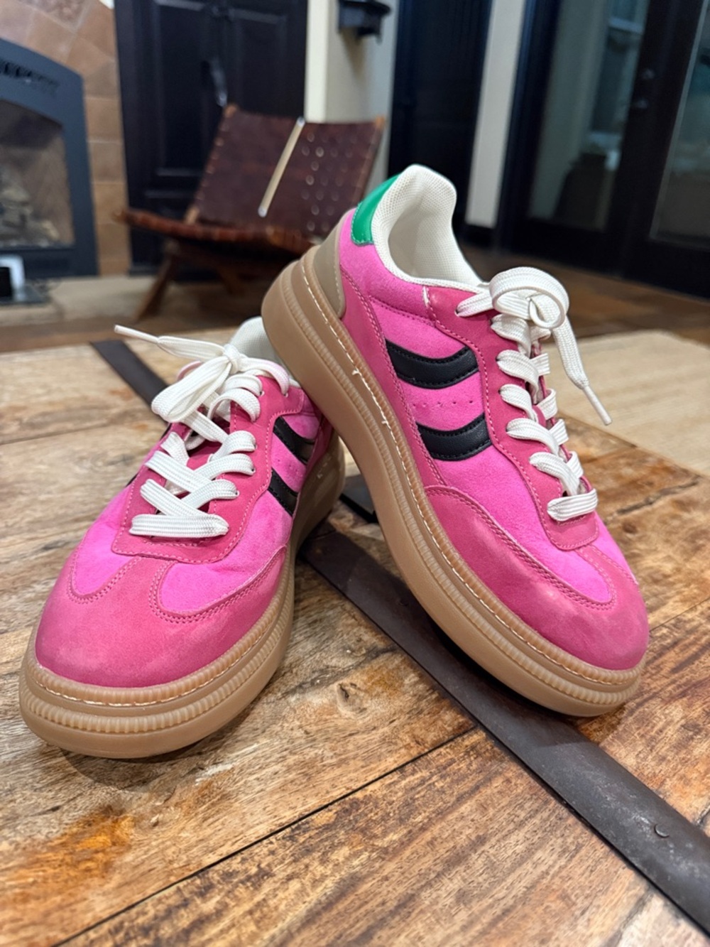 Steve Madden “Dodge” pink multi womens sneakers Size 7
